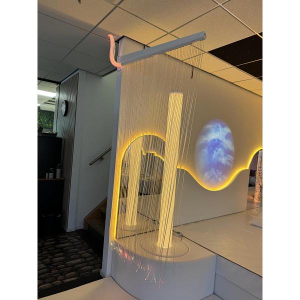 Movable rod - Shimmering curtain