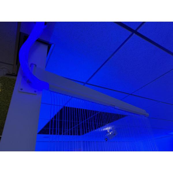 Movable rod - Shimmering curtain