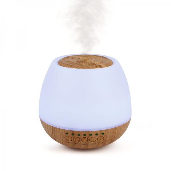Wooden lightning aroma diffuser with speaker