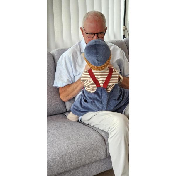 Oliz Weighted Tactile Dementia Doll – Henric (3 kg)