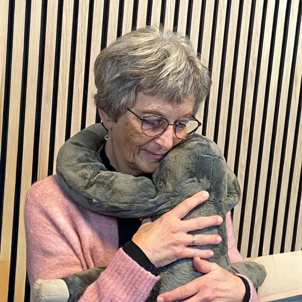 Oliz weighted cuddly toy Bent (3 kg)