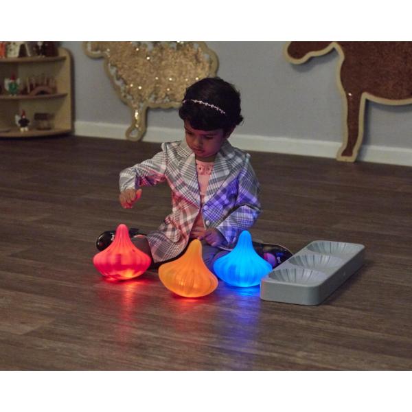 Light Up Twist and Turn Spinning Tops