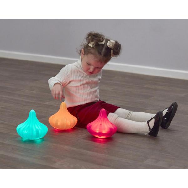 Light Up Twist and Turn Spinning Tops
