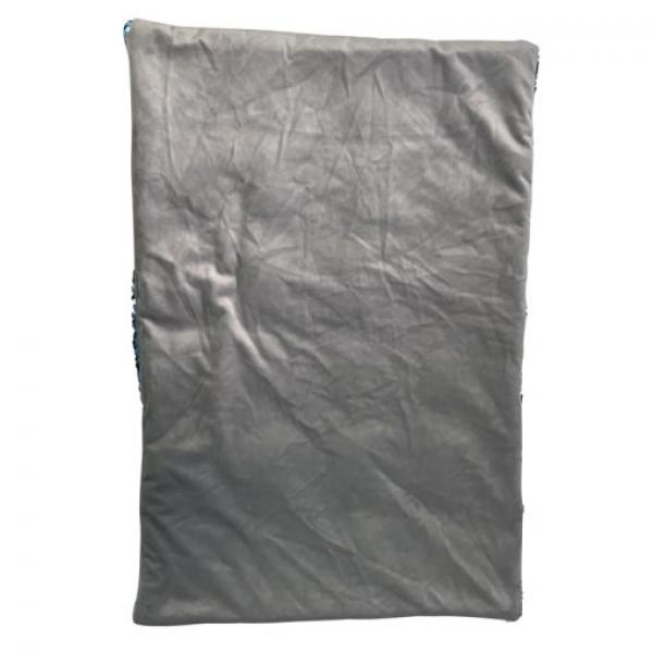 Weighted blanket with glitter