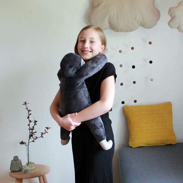 Weighted cuddly toy Bent (3 kg)