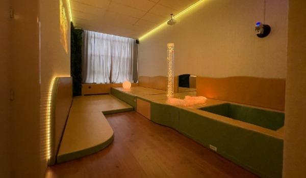 Safe and interactive sensory room